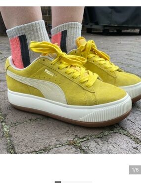 Puma Mayu UP Yellow Suede Platform Sneakers Womens Lace Up Colorful EUC Lemon 7